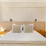 Apartment Whome Modern With Great Atmosphere *