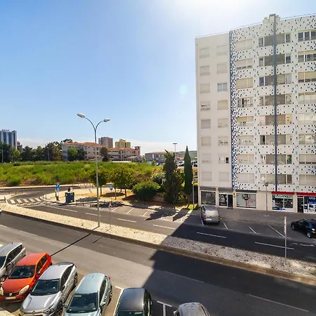 Apartment Whome Modern With Great Atmosphere