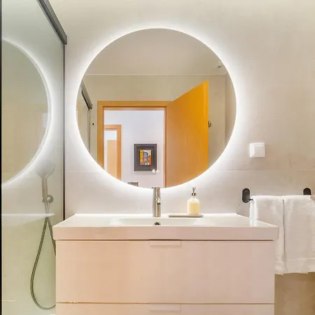 Apartment Whome Modern With Great Atmosphere